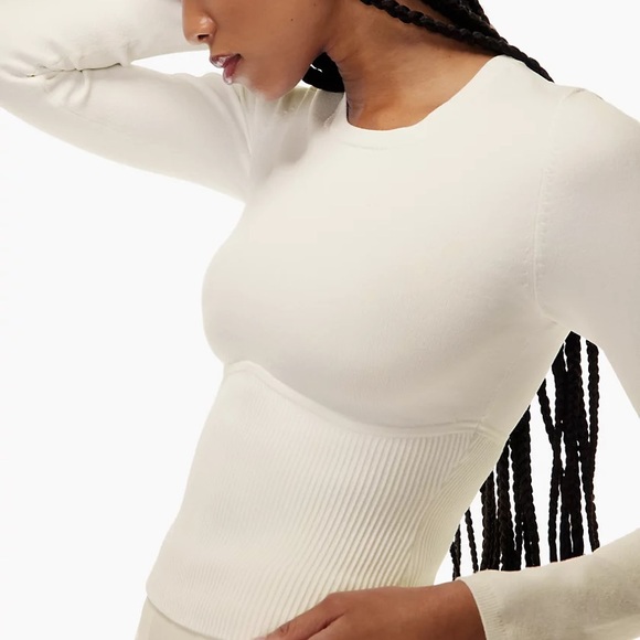 Babaton Sculpt Knit Empire (formerly Refinery) Longsleeve - Picture 1 of 10